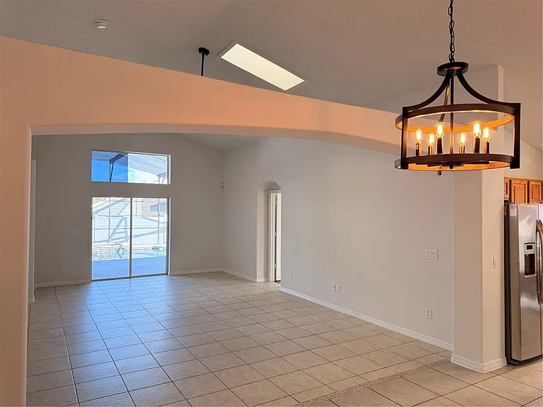2604 Luiseno Way — Photo 6