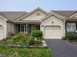423 Thrush Dr, Manheim, PA 17545