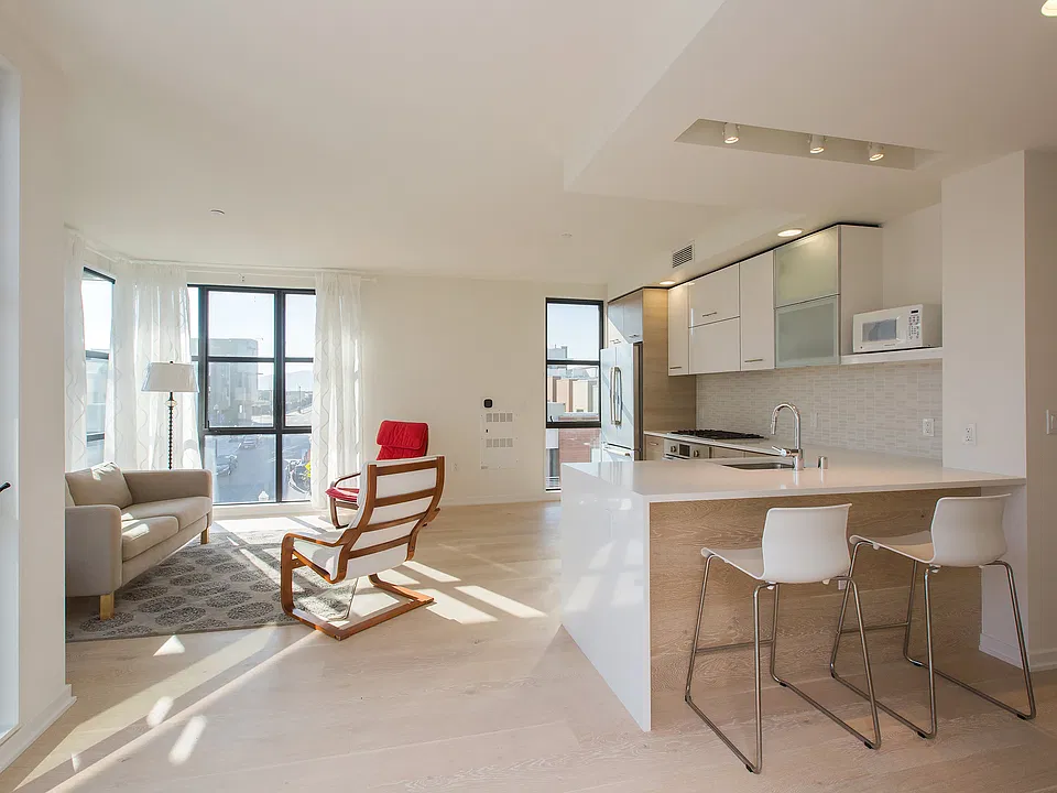 451 Donahue St #509