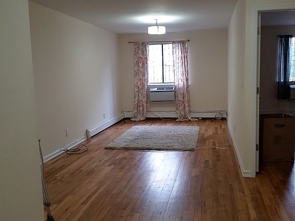5th image of 3150 37th St #1ST