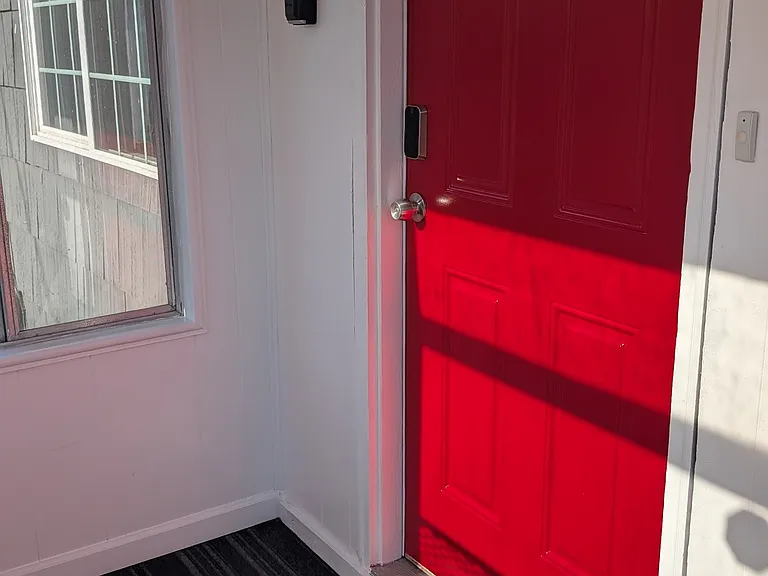 Front door entry/mudroom/porch