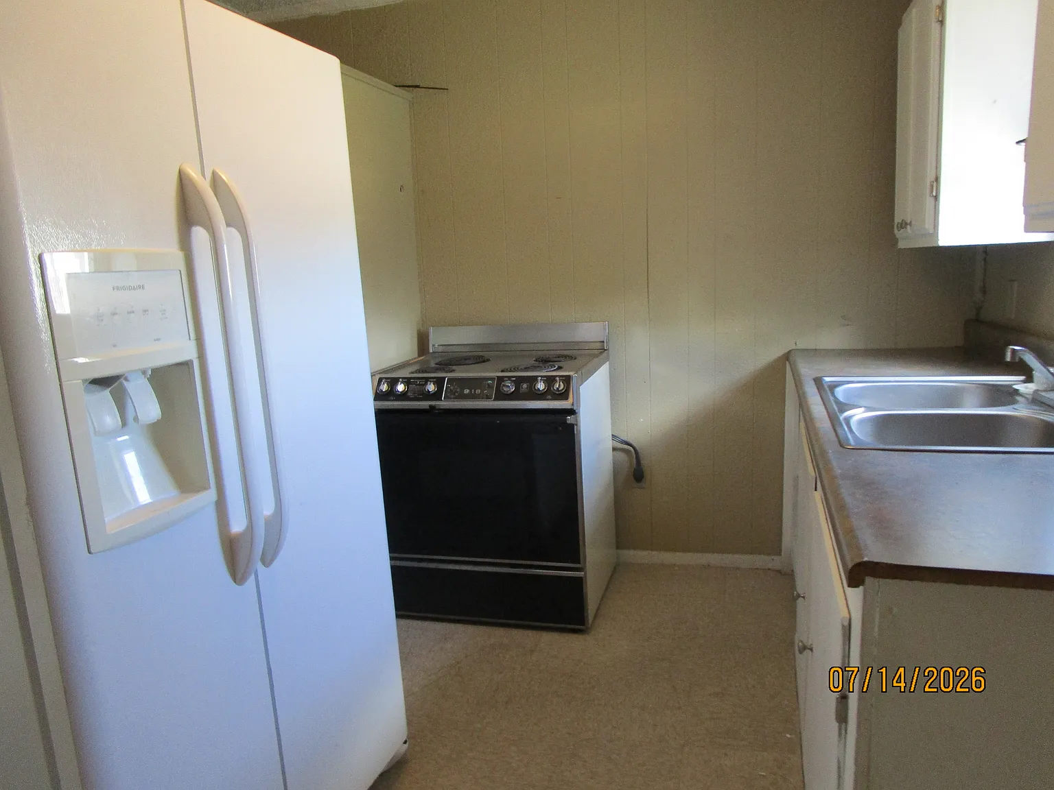 2 bed, $300 — Photo 2