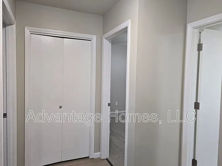 5814 NW Walnut Ct — Photo 10