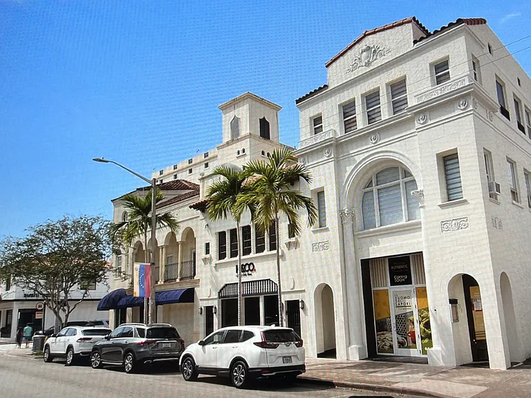 2312 Ponce De Leon Blvd #204 — Photo 10
