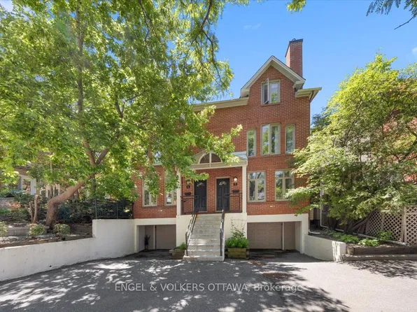 72 Greenfield Ave #4, Ottawa, ON K1S 0X7