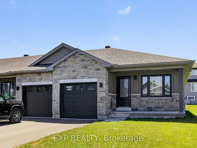 98 Seabert Dr — Photo 2