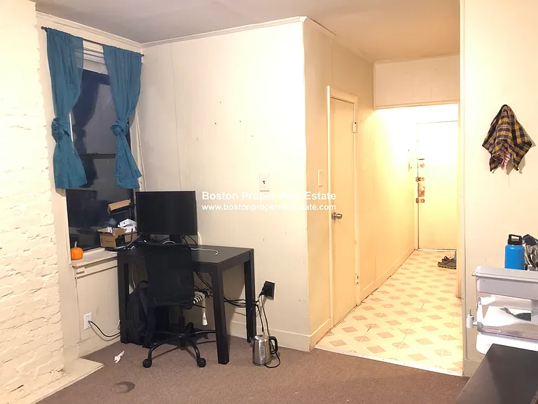 44A Joy St #4 — Photo 5