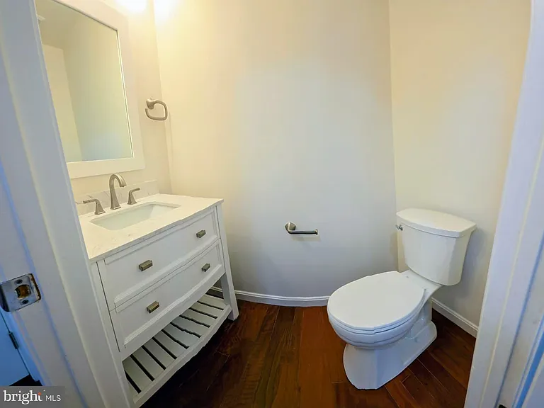 13860 Crosstie Dr — Photo 5