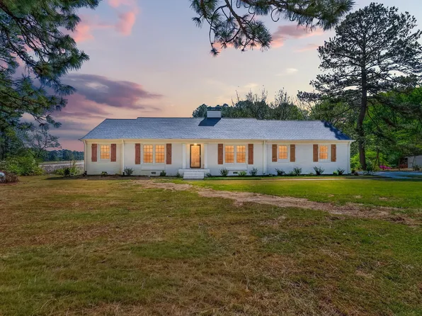 631 State Highway 39 S, Louisburg, NC 27549