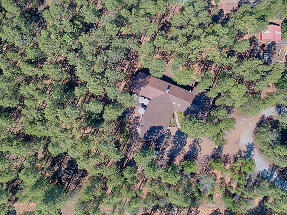 2nd image of 2062 Fir Dr