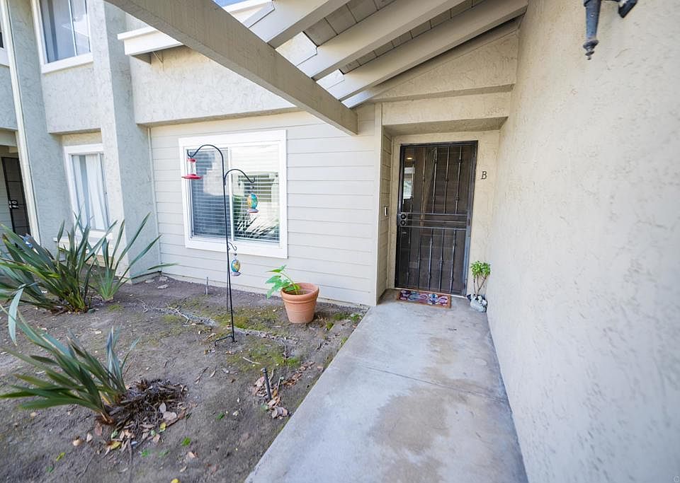 1st image of 929 Jamacha Rd Unit B