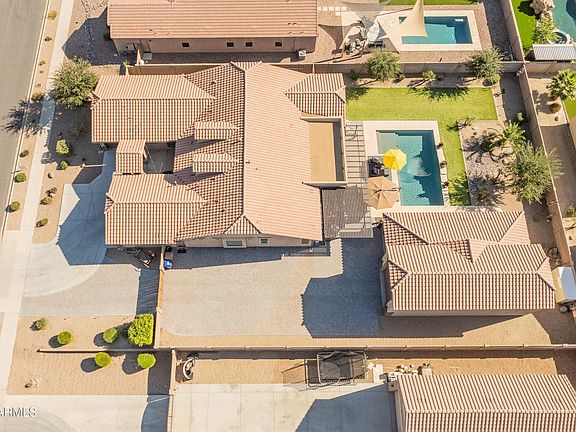 3rd image of 10605 W CAMINO DE ORO --