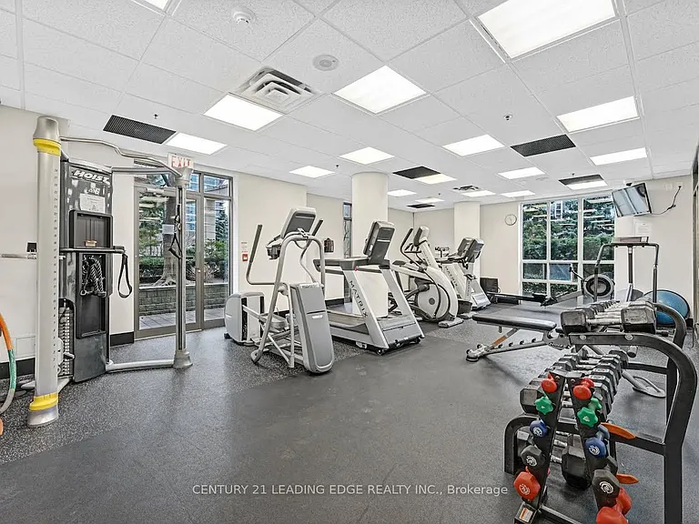 55 Harrison Garden Blvd #905 — Photo 19
