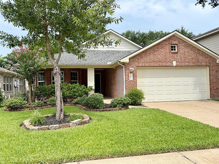 13003 Bramford Point Ln — Photo 1