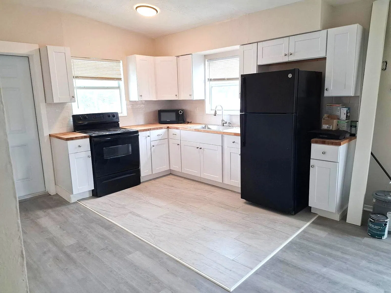 2 bed, 800 sqft, $1,445 — Photo 3