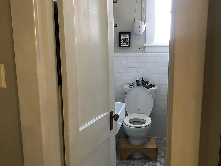 main bathroom at top of stairs