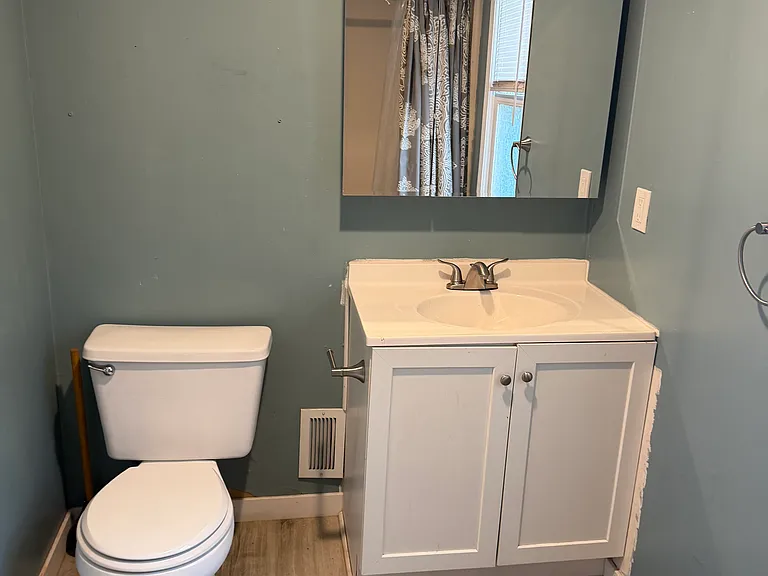 247 Washington Blvd — Photo 5