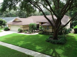 1440 Waterwood Dr, Lutz, FL 33559