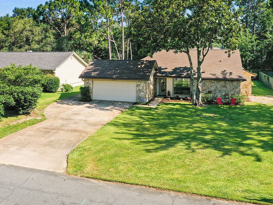 1st image of 1143 Muirfield Way
