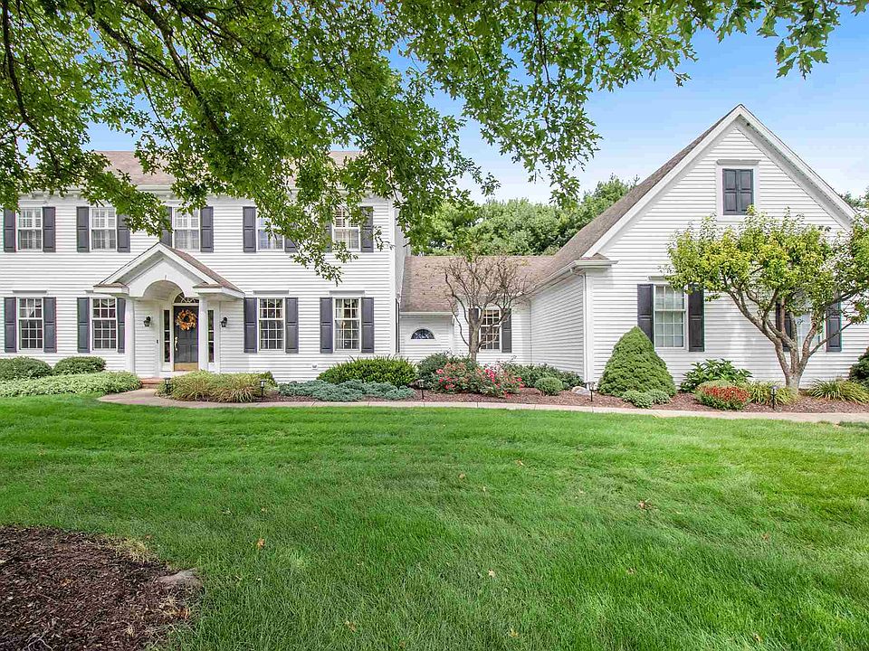 1st image of 51527 Renwick Ct