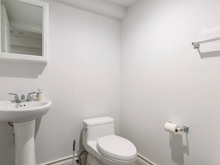 261 W 132nd St #1 — Photo 9