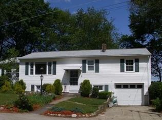 1 Fleetwood Rd, Bellingham, MA 02019