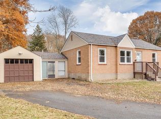 9 Saint Martha Ct, Florissant, MO 63031