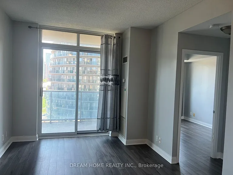 70 Absolute Ave #1008 — Photo 4