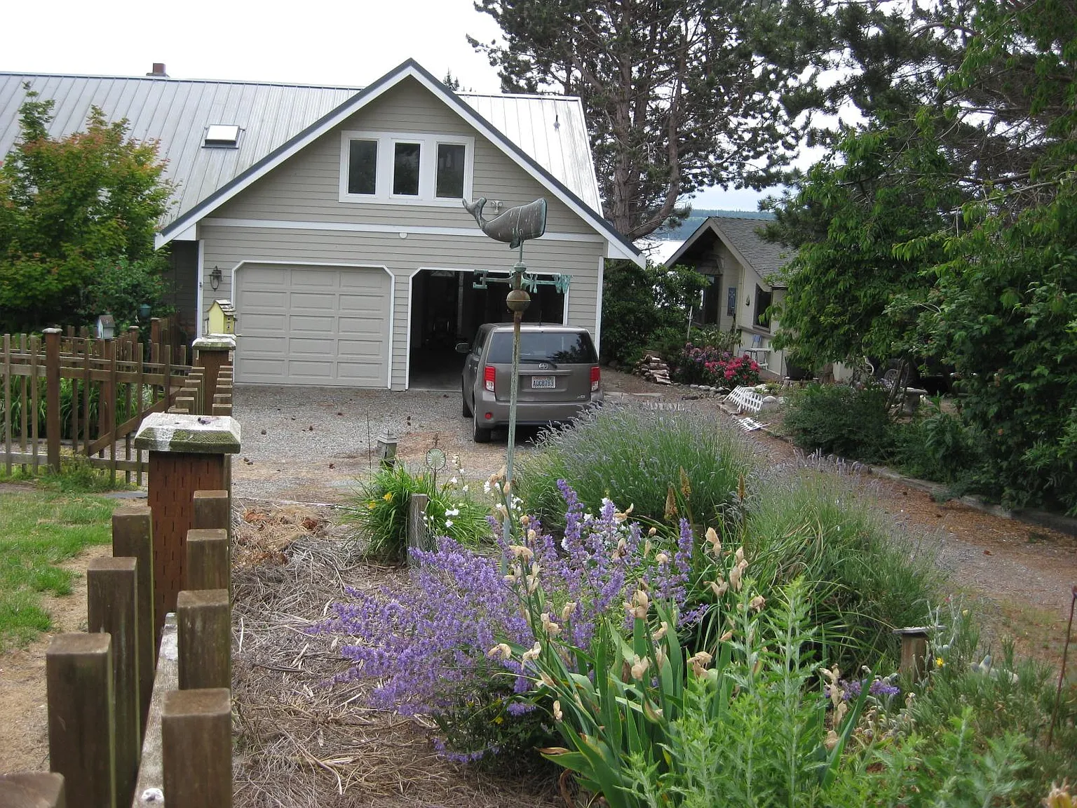 3 bed, 2350 sqft, $3,875 — Photo 4