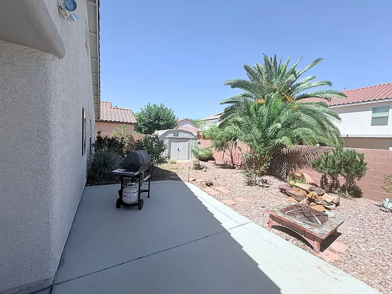 8228 N Corset Creek St — Photo 17