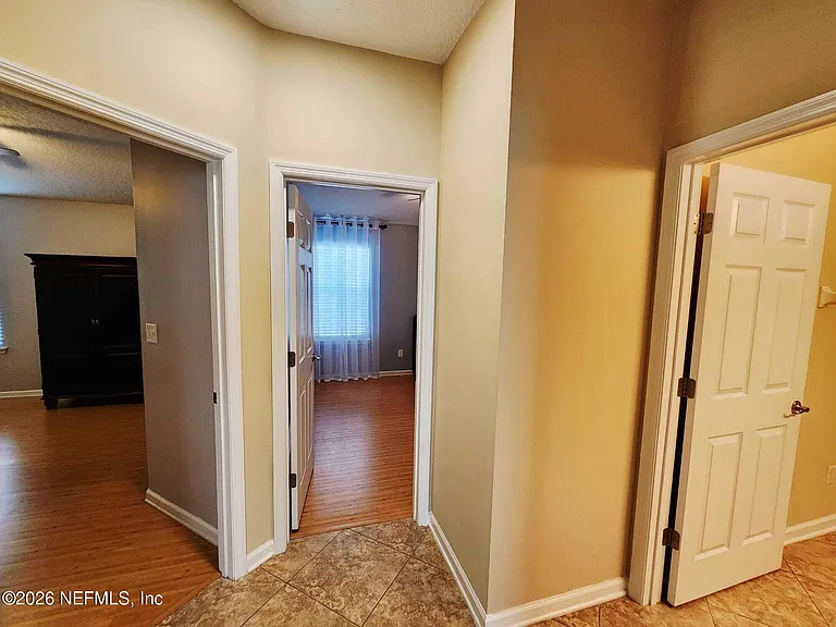 529 Casa Sevilla Ave — Photo 10