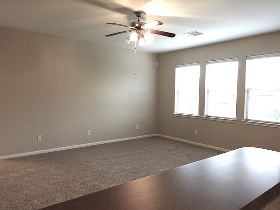 4th image of 14634 Diane Manor Ln
