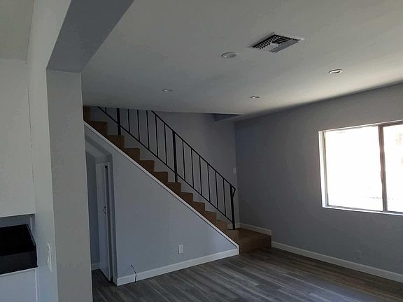2nd image of 110 N Bonnie Ave APT 4