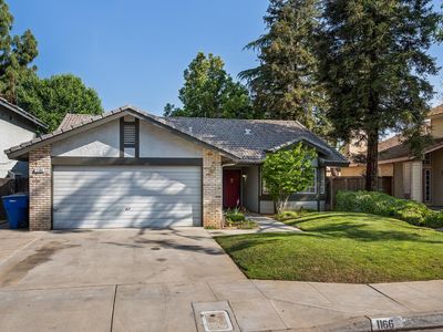 1166 E Goshen Ave, Fresno, CA, 93720