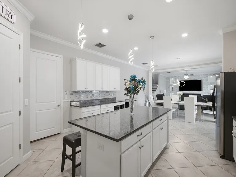 11419 Sunburst Marble Rd — Photo 10