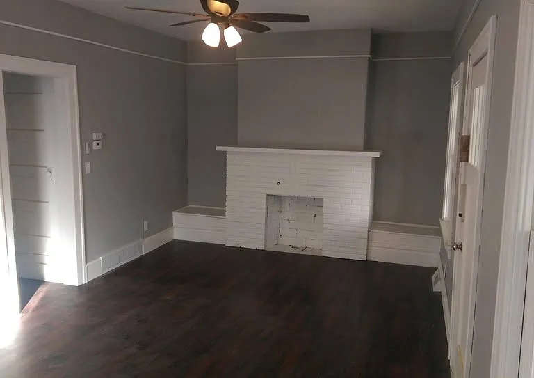 115 N Covell Ave #1 — Photo 2