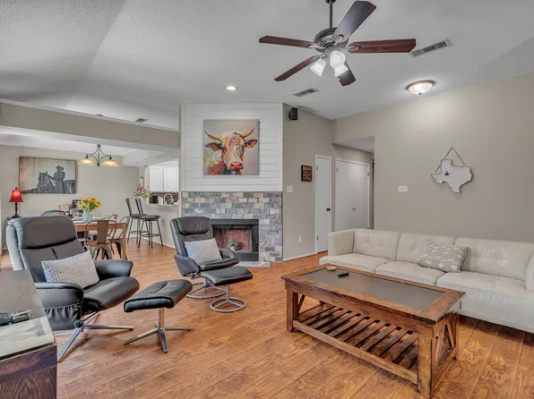 3808 Beaumont Ln, Plano, TX 75023