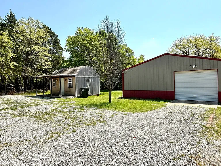 12403 S Simpson Rd — Photo 25