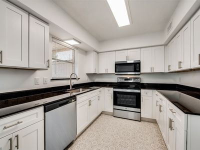5804 Milton St APT 101, Dallas, TX, 75206