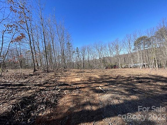 4th image of 182 Hidden Brook Dr