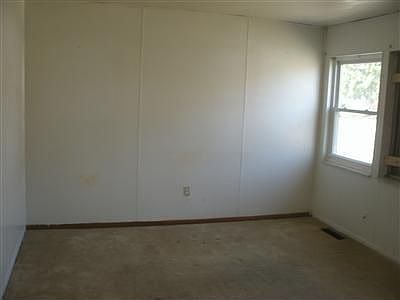 3rd image of 4572 Freudenberger Ave