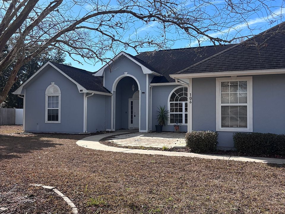 1st image of 106 Lake Manor Dr