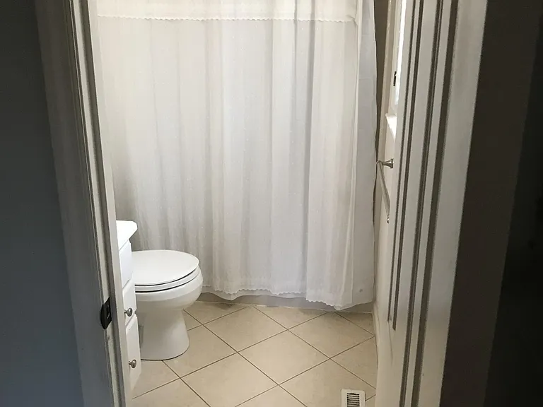 1 Cameron Ln — Photo 4