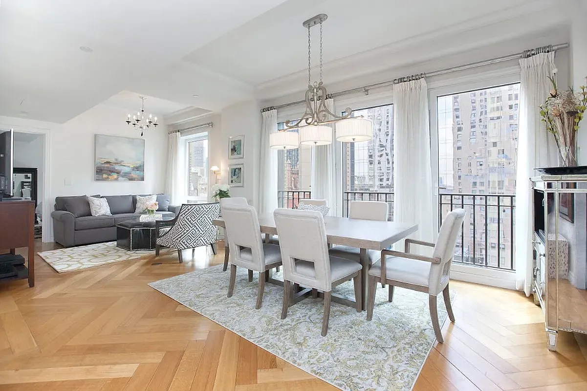 160 Central Park South — Photo 1