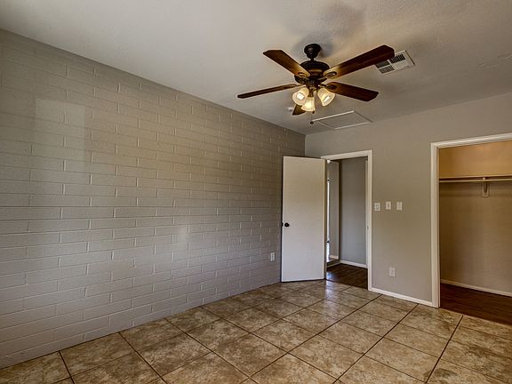 4th image of 2219 N 47th Ln