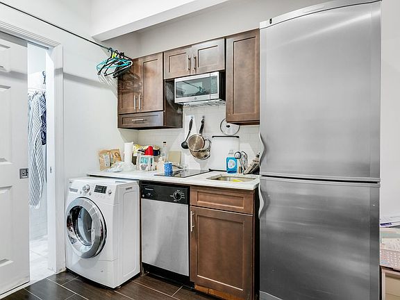 2nd image of 325 E 10th St #2**