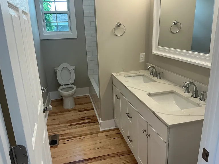 319 W Chilhowie Ave — Photo 6