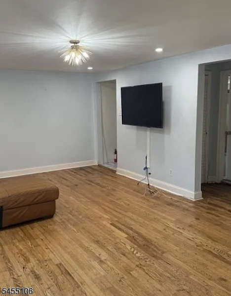 1 bed, 1.0 bath, $2,100 — Photo 4