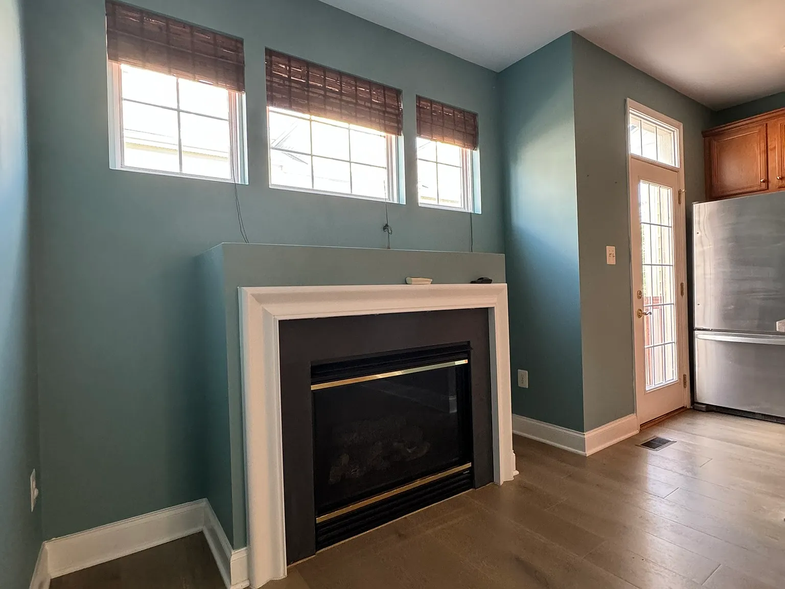 4 bed, 4.5 bath, 2200 sqft, $3,150 — Photo 4