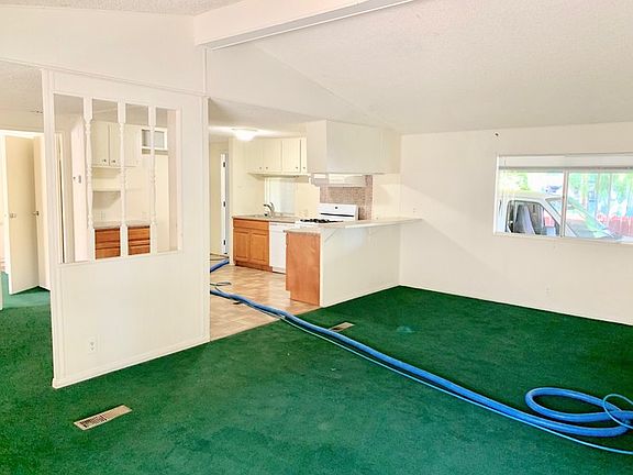 3rd image of 32787 Morrison Pl
